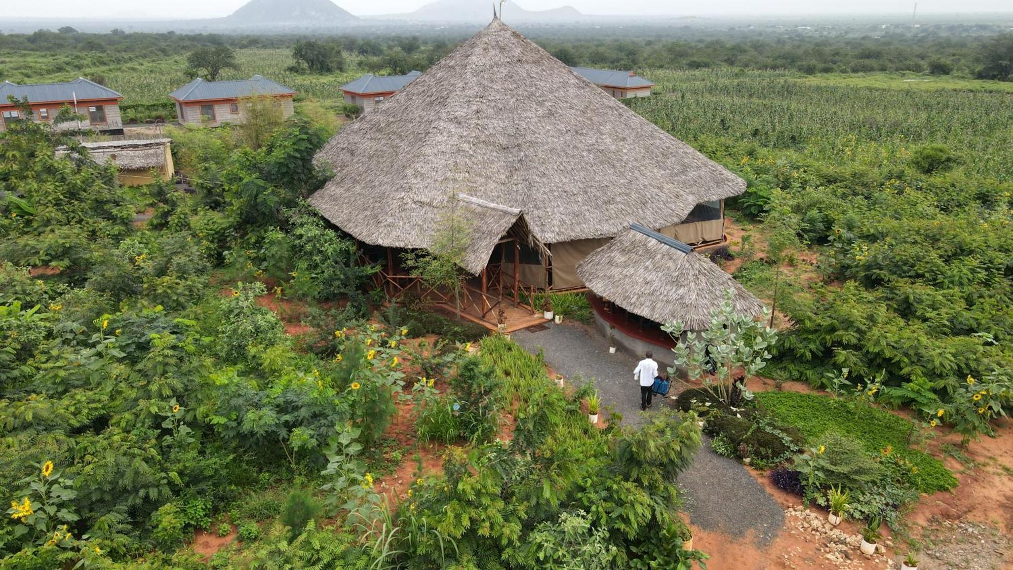 Tausa Tsavo Eco Lodge Voi المظهر الخارجي الصورة